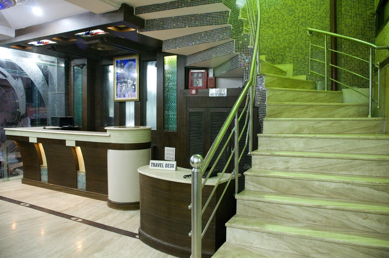 Hotel Usa Yeni Delhi Dış mekan fotoğraf
