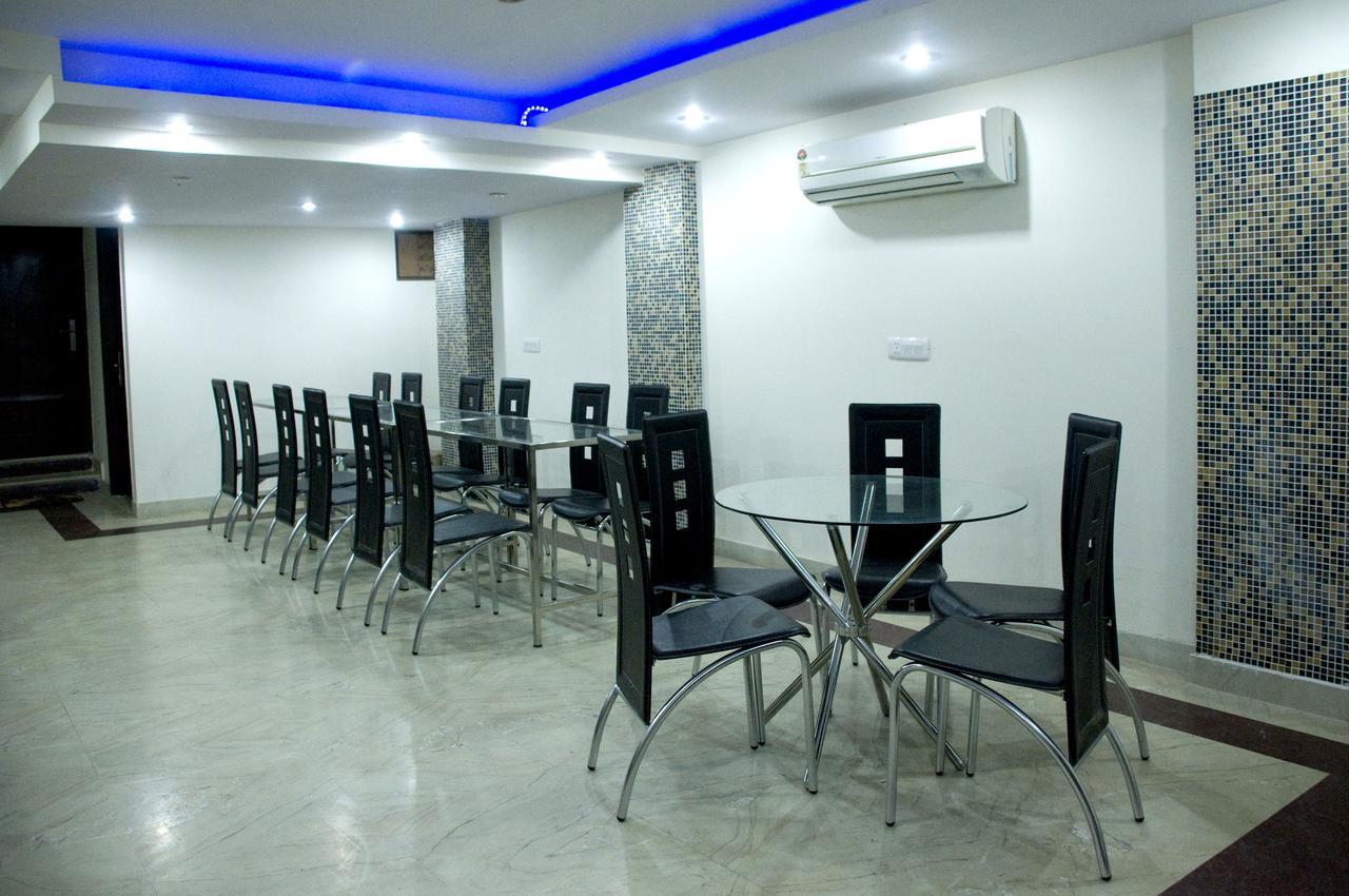 Hotel Usa Yeni Delhi Dış mekan fotoğraf