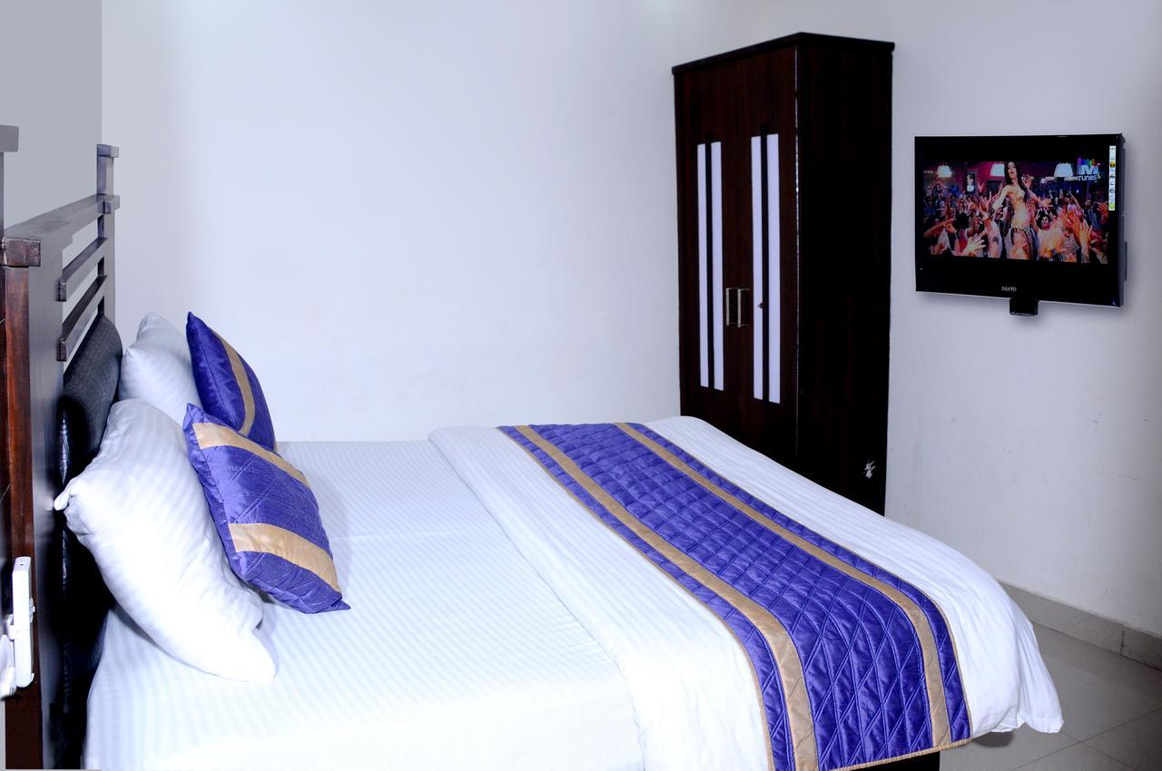 Hotel Usa Yeni Delhi Dış mekan fotoğraf